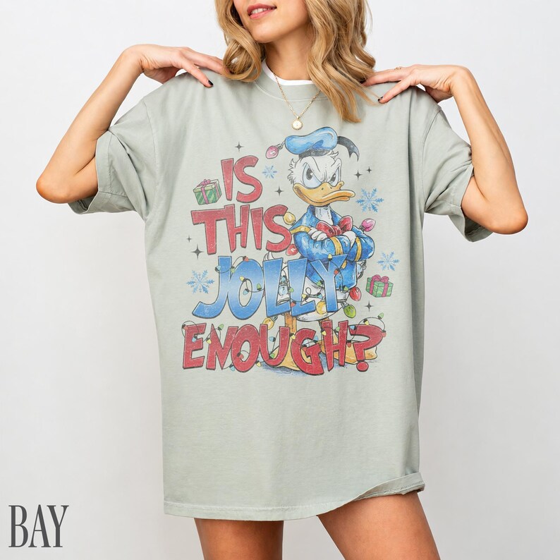 Vintage Donald Duck Christmas Shirt, Disney Tis The Season Holiday Shirt, Very Merry Christmas Family Matching Trip Tee for Disney Park 2026
